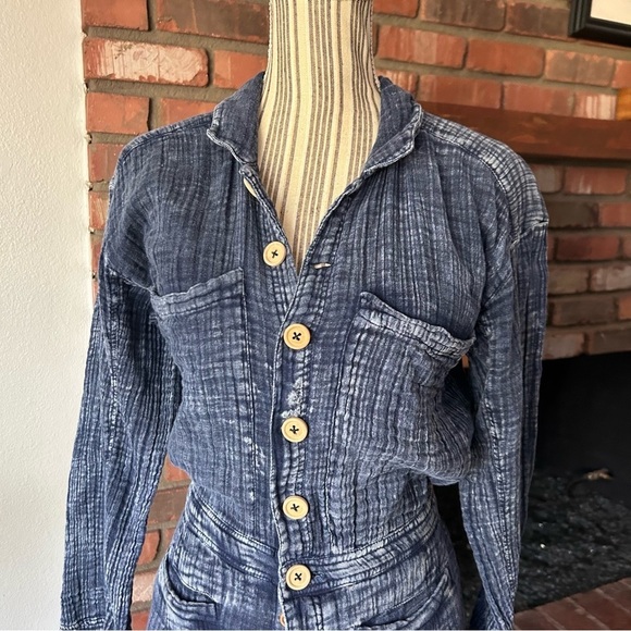 Free People Madrid Double Cloth Gauzy Jumpsuit in Indigo Blue Sz XS - Picture 4 of 9